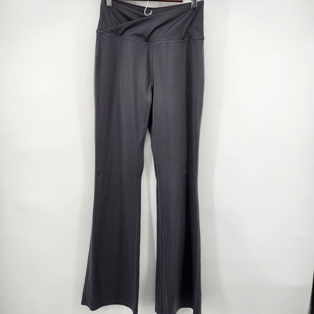 Women's Gray Cross-over Waist Flare Leg‎ Activewear Pants L